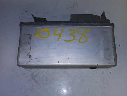 0 265 101 013 abs anti-lock brake control module 1987-1988 Volvo 840