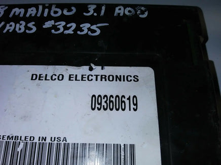 09360619 Chevy Malibu or Olds Cutlass 1998-1999 bcm body control module