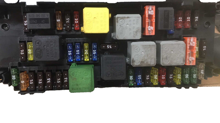 A 212 900 49 11 Mercedes-Benz W212 Amplifier Control module 2010-2016
