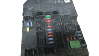 284B7 3RA3B Nissan Sentra 2016-2019 Fusebox control module - Swan Auto