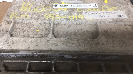 9L8A-12A650-ALA Ford Escape or Mercury Mariner 2009 ecm ecu computer