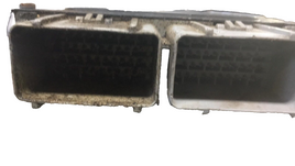 P05033120AC Chrysler PT Cruiser ecm ecu 2001 computer