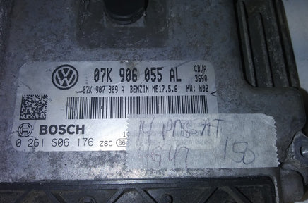 07K 906 055 AL ecm ecu computer 2014 Volkswagen VW Passat