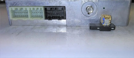 2011 Chevy Volt On-star communication control module computer 22794474