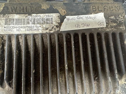 16265055 Chevy Tahoe or GMC Yukon engine control module 1999-2000