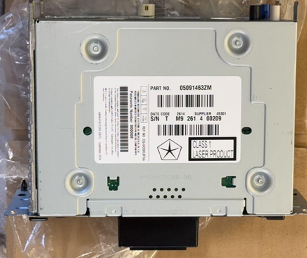 05091463ZM multi-media radio receiver  Dodge Journry or Chrysler 300 **NEW** OEM