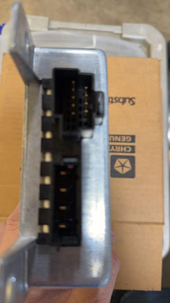 04602315AB Plymouth Breeze or Chrysler Cirrus 1997-2000 SRS module **NEW OEM**