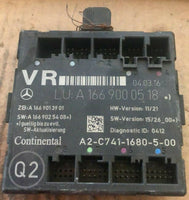 2017-2019 Infiniti QX30 front door control module A 166 900 05 18