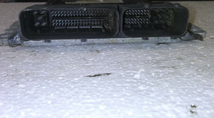 MEC33-610 Nissan Titan 2004 ecm ecu computer