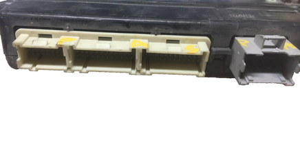 22697891 Saturn L Series 2000 bcm body control module