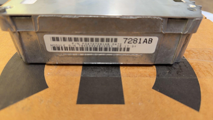 RL727281AB Dodge  Caravan or Chrysler T&C 2000 ECM ECU computer  **REMAN**