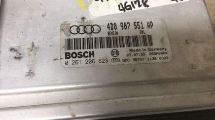4D0 907 551 AP Audi A4 1997-2001 ecm ecu computer
