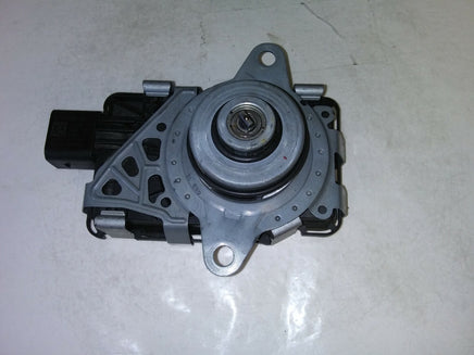 2017 BMW 530i 540i or 740i longitudinal torque module 2760 8687376