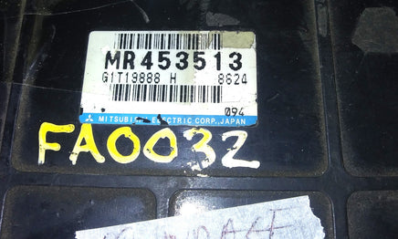 MR453513 tcm transmission computer module 1999 Mitsubishi Mirage