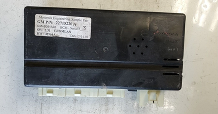 GM BCM Body Control module computer 22715220 A
