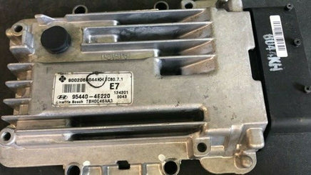 95440-4E220 tcm transmission computer module 2012 Hyundai Genesis