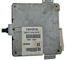 89661-02D51 Toyota Matrix 2005 ecm ecu computer