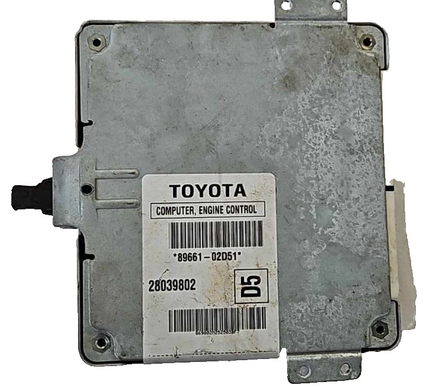 89661-02D51 Toyota Matrix 2005 ecm ecu computer