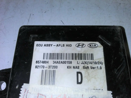 2015-2017 Kia K900 headlight control module 92170-3T200
