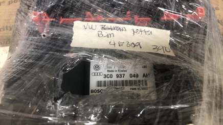 3C0 937 049 AH VW Jetta Comfort Control module 2010