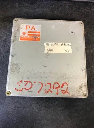 AI8-B24 EB5 Nissan Maxima 1993 ECM ECU computer