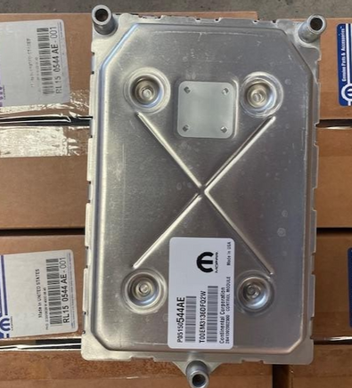 RL150544AE Dodge Challenger 2011 ecm ecu computer  **NEW OEM**