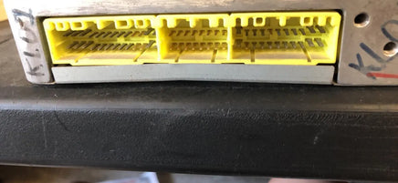 KL01 18 881C ecm ecu computer 1993 Mazda 626