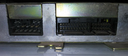 A18-685 E61 Nissan Maxima 1987 ecm ecu computer