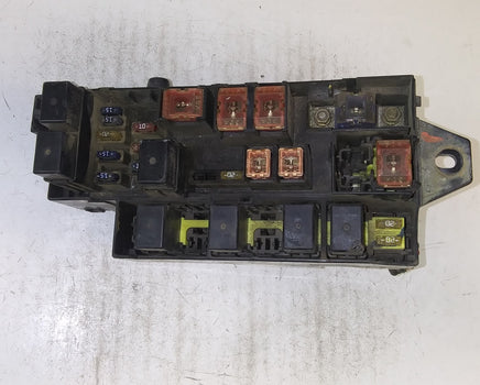 82231AE01A Subaru Legacy 2000-2001 fuse box