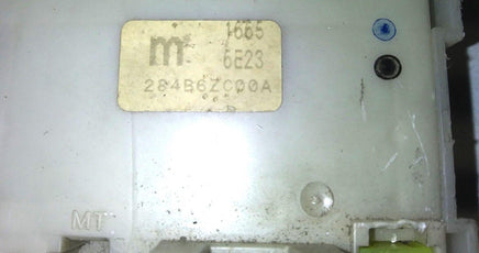 284B6ZC00A fuse junction box 2004-2007 Nissan Titan or Pathfinder - Swan Auto