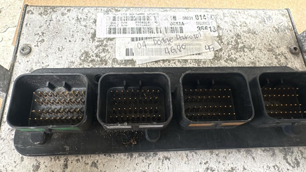P56031014AD Dodge Dakota 2004 ecm ecu computer
