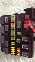 P05087064AB Chrysler Sebring 2004 fuse junction box