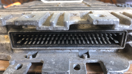 028 906 021 AB  Volkswagen VW Jetta or Golf 1997-1999 ecm ecu computer
