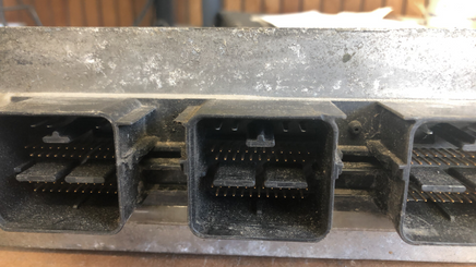 2007 Ford Escape or Mariner ecm ecu computer 7M6A-12A650-ED