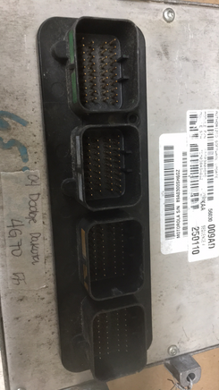 P56030009AD Dodge Dakota 2004 ecm ecu computer