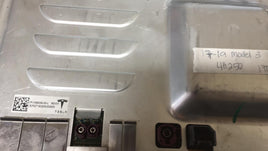 (P)1098058-00-L Tesla Model Gen 3 Module control 2017-2019