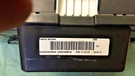 2014 Nissan Pathfinder speedometer instrument cluster 24810 3KY0A  **New**