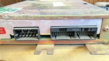 A11-686 C30 Nissan Stanza 1987 ECM ECU computer
