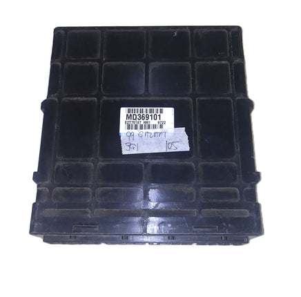 MD369101 ecm ecu computer 1999 Mitsubishi Galant