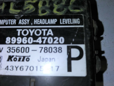 2004-2009 Toyota Prius headlight leveling control module 89960-47020