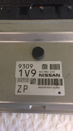 NEC980-043 ecm ecu computer 2014-2015 Nissan Versa