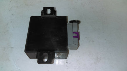 1998-2004 Audi A6 mirror relay module  4A0 907 445 A