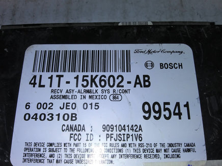 4L1T-15K602-AB Ford Expedition 2004 theft locking module