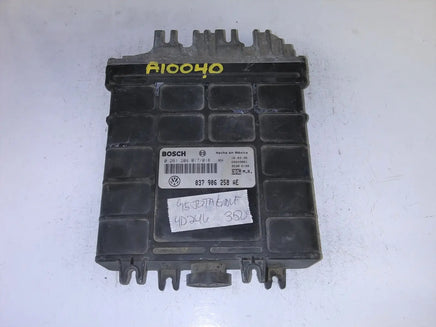037 906 258 AE VW Jetta or Golf 1995 ecu ecm computer