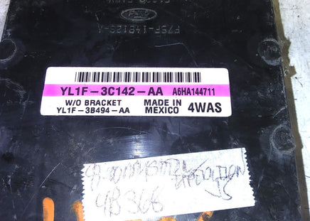 YL1F-3C142-AA suspension control module 2000-2002 Ford Expedition or Navigator