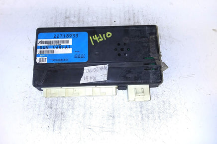 22718933 Saturn Vue 2004-2005 bcm body control module