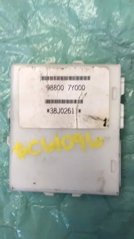 98800 7Y000 Nissan Maxima 2004-2006 temperature control module