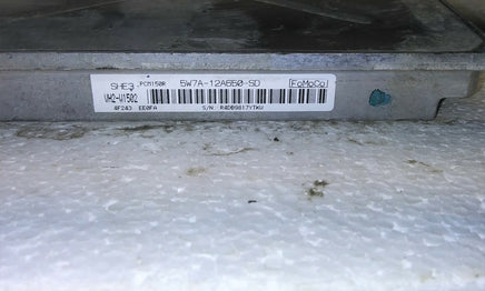 5W7A-12A650-SD Ford Crown Vic Grand Marquis 2005 ecm ecu computer