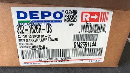 1994-1998 Chevy Truck right lower side marker light lamp GM2551144 **New**