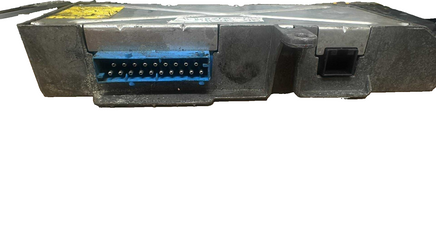 7P5.035.223.A Porsche Cayenne 2011-2016 Amplifier control module computer